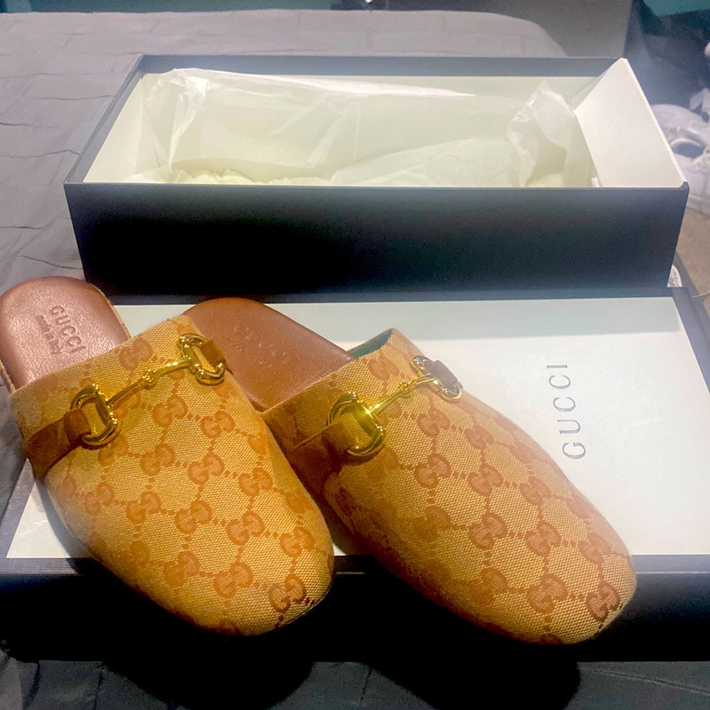 Gucci